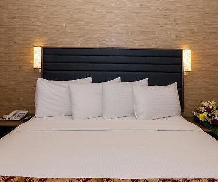 Oasis Deira Hotel Dubaï Extérieur photo